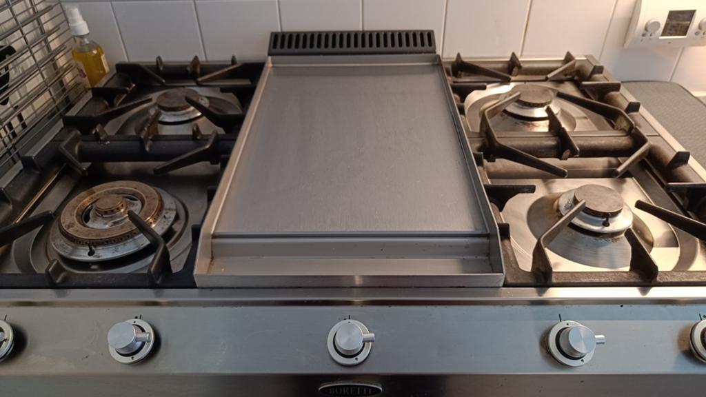 Boretti PFGK-90IX gasfornuis 4 pits + bakplaat, Witgoed en Apparatuur, Fornuizen, Ophalen, Gebruikt, Minder dan 85 cm, 60 cm of meer