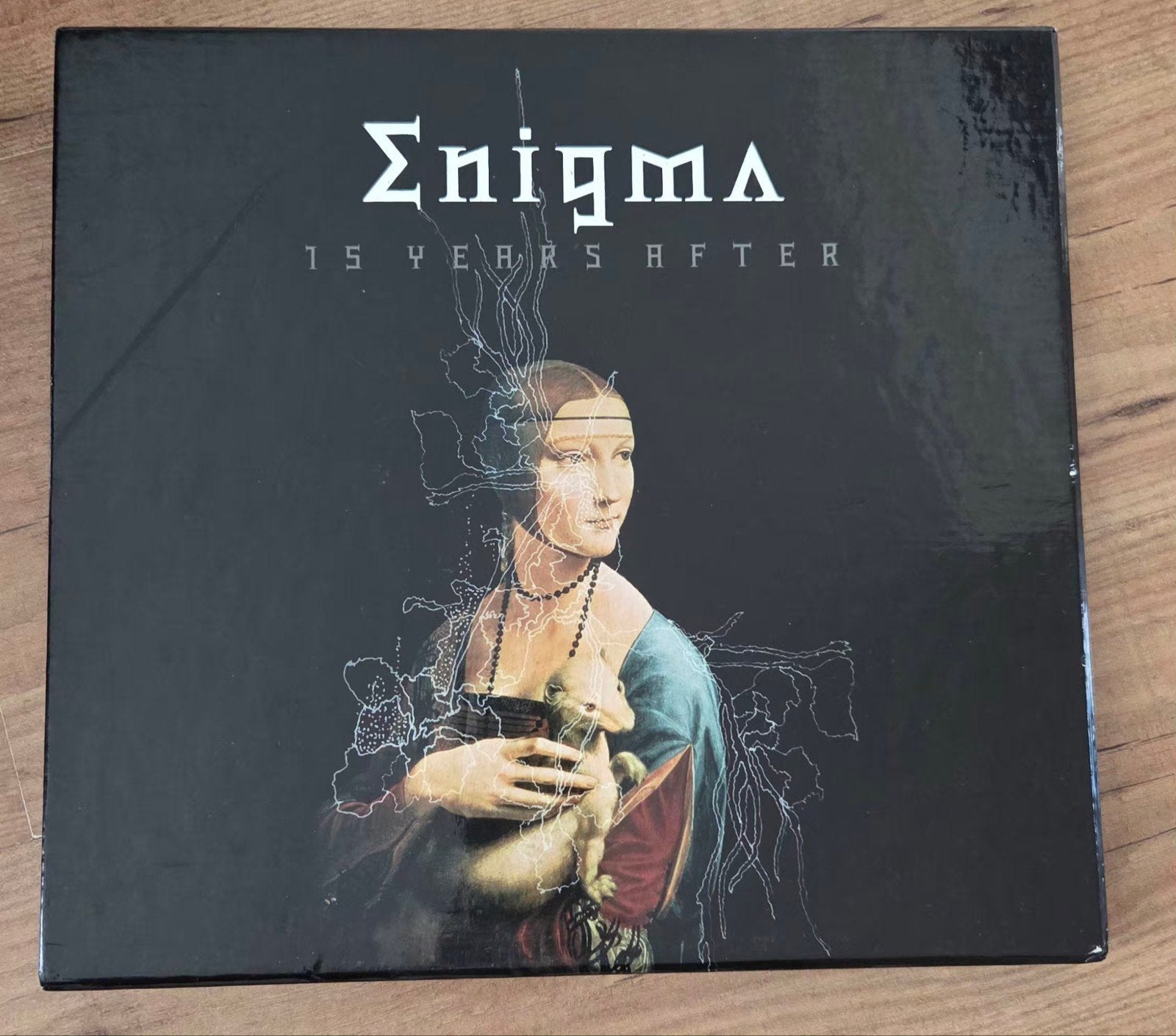 Enigma - 15 Years After (Boxset) - Nieuw in verpakking, Ophalen of Verzenden, Nieuw in verpakking, Boxset, Inclusief boekje