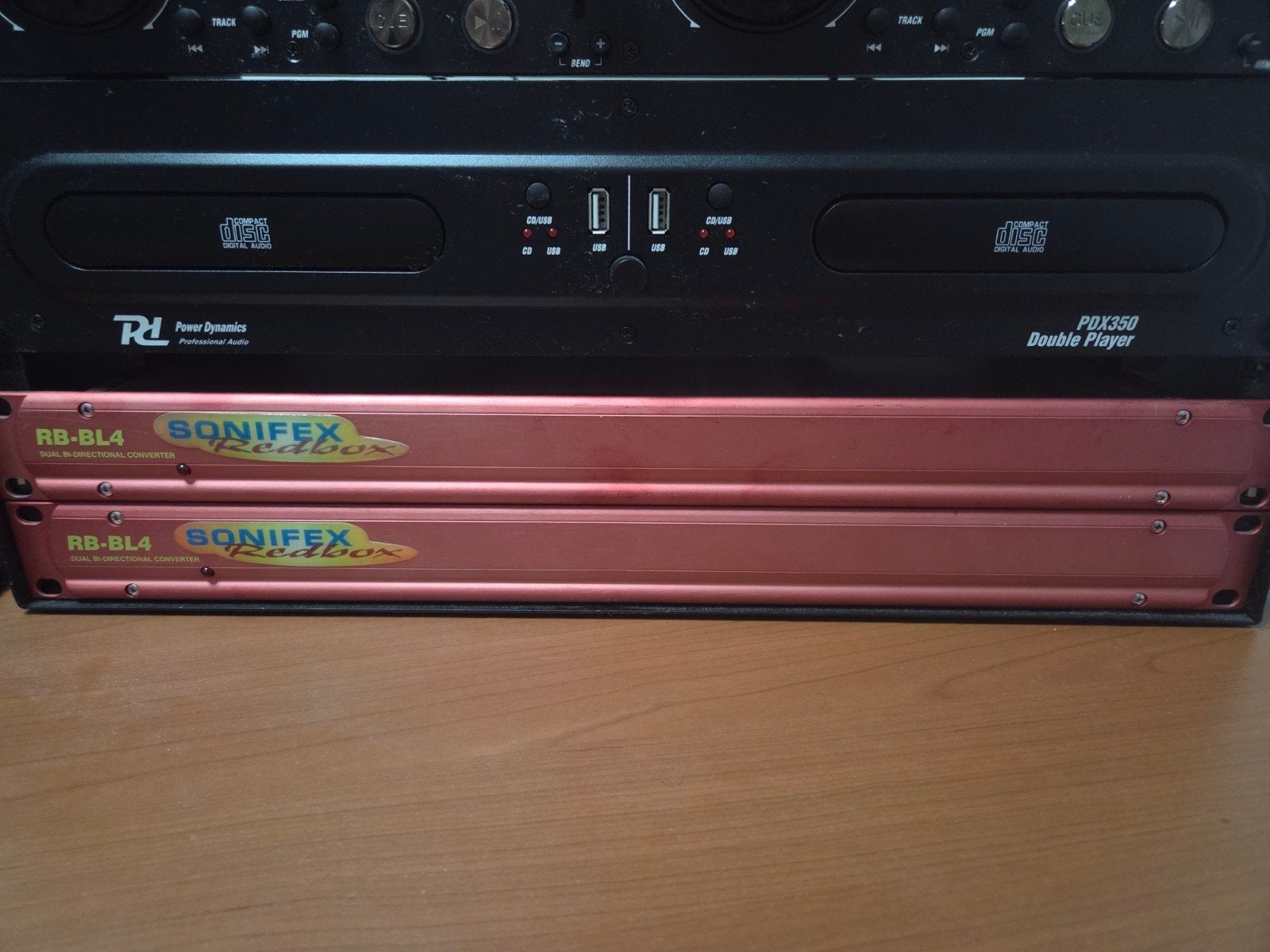 Sonifex Redbox RB-BL4 Dual Converter unbalanced/balanced, Ophalen of Verzenden, Zo goed als nieuw