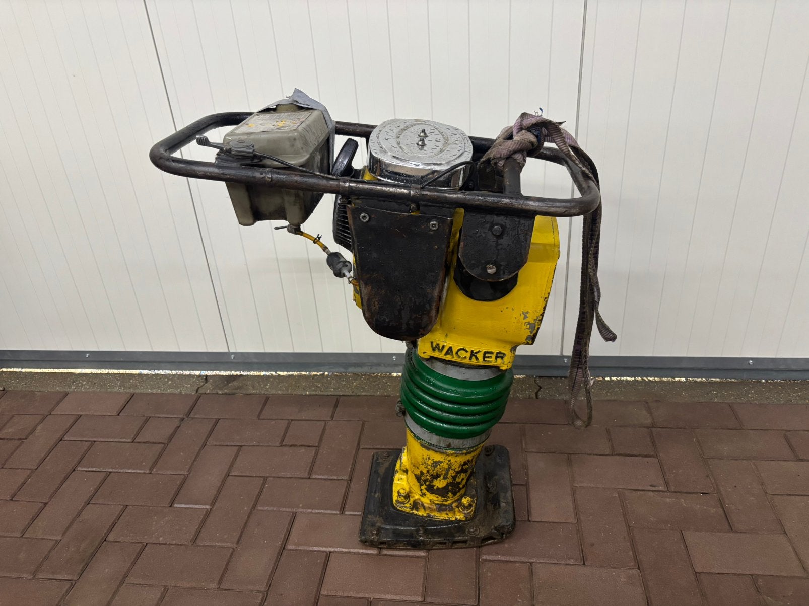 Wacker stamper, Ophalen of Verzenden, Zo goed als nieuw