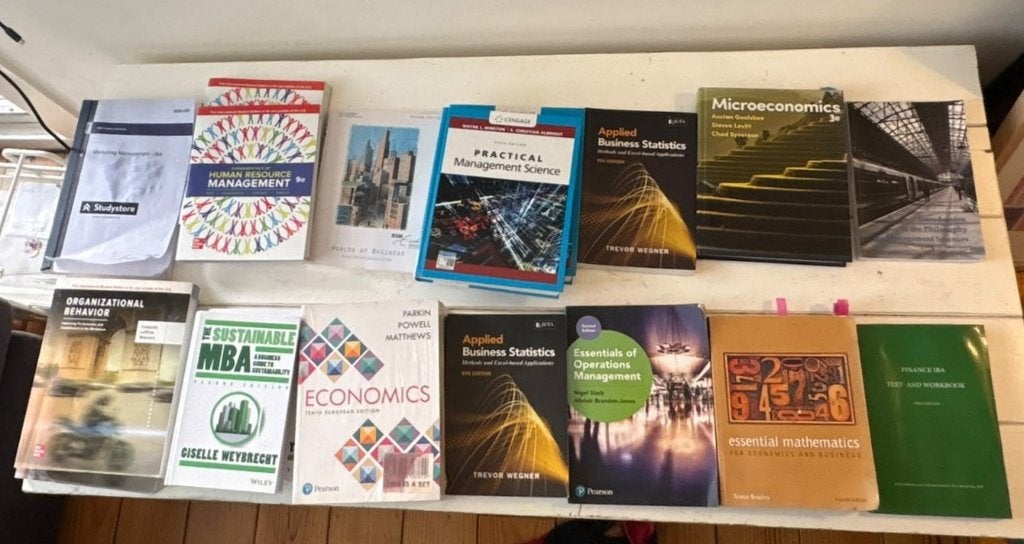 Business / Economics / Management textbook bundle, Ophalen, Zo goed als nieuw, Overige onderwerpen, Multiple