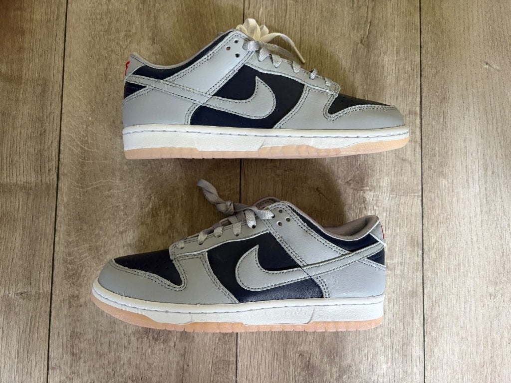 Nike Dunk Low SP College Navy / Wolf Grey – Nieuw – EU 39, Kleding | Heren, Overige kleuren, Verzenden, Nike, Nieuw