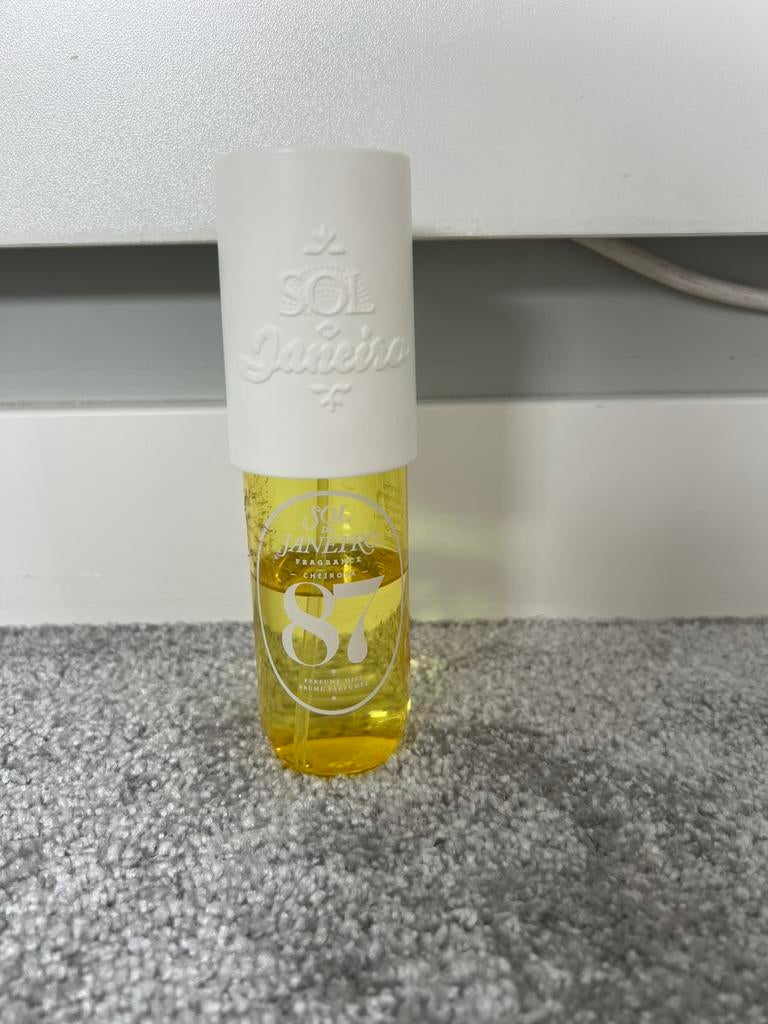 Sol de janeiro 87 bodymist, Sieraden, Tassen en Uiterlijk, Ophalen of Verzenden, Zo goed als nieuw
