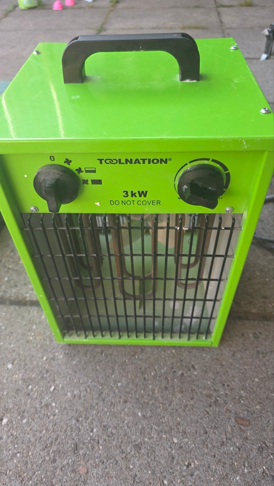 Toolnation 3kW elektrische kachel/ventilator, Ophalen, 30 tot 80 cm, Gebruikt, Kachel