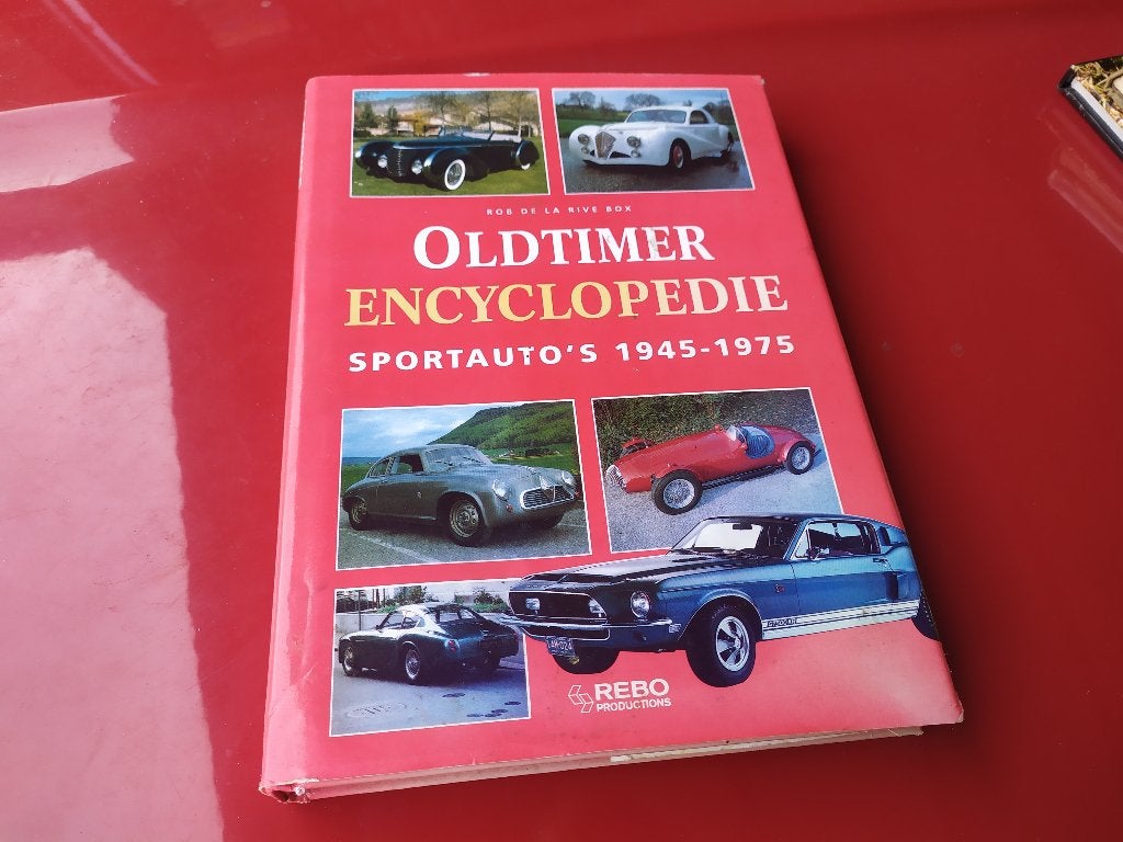Oldtimer Encyclopedie - Sportauto's 1945-1975, Boeken, Ophalen of Verzenden, Gelezen, Algemeen