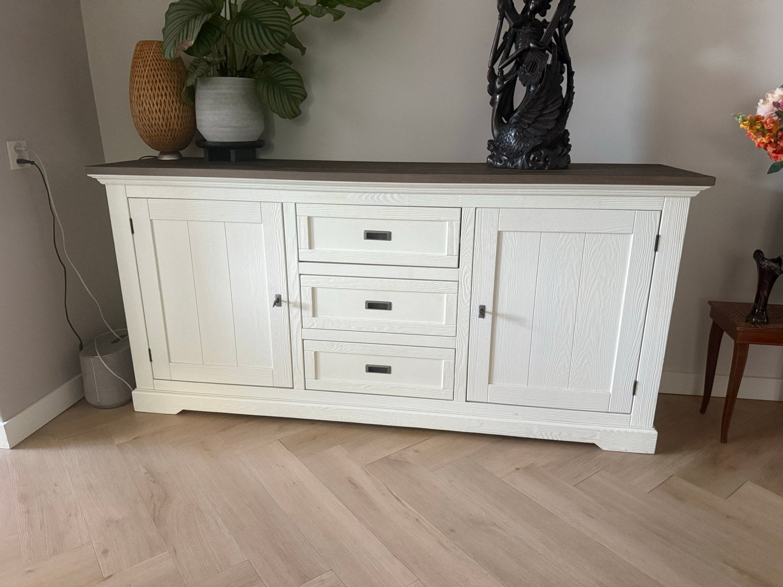 Stijlvol dressoir met lades en deuren, Gebruikt, 150 tot 200 cm, Ophalen of Verzenden, Met lade(s)