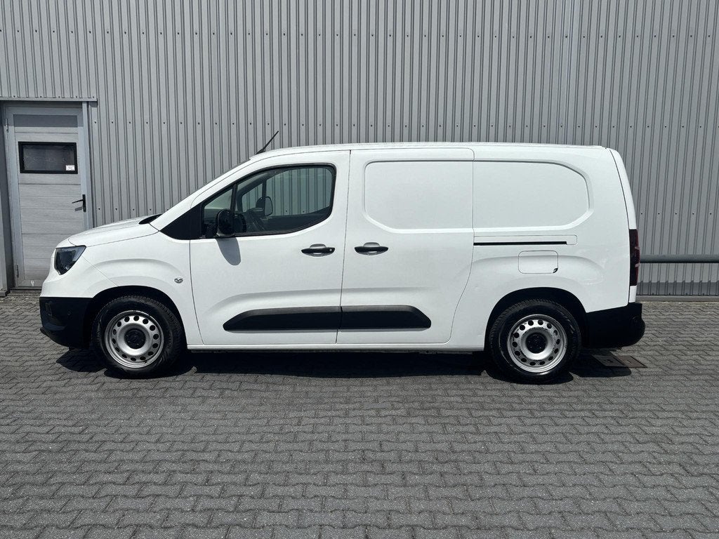 Opel Combo 1.5D L2H1*2XSCHUIF*HAAK*CRUISE*A/C*TEL*INRICHTING, Voorwielaandrijving, Gebruikt, 4 cilinders, 2 stoelen