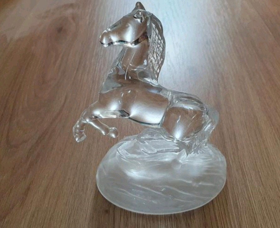 Glazen Steigerend Paard Beeldje - Elegante Decoratie, Antiek en Kunst, Antiek | Glas en Kristal, Ophalen of Verzenden