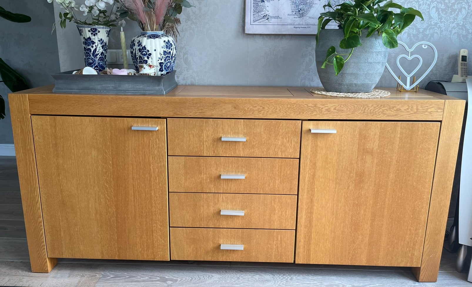 Dressoir eiken, met deuren en lades, Ophalen, Met deur(en), Eikenhout, Zo goed als nieuw
