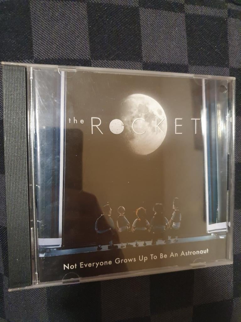 The rocket not everyone grows up to be an astronaut, Verzenden, Zo goed als nieuw, Poprock