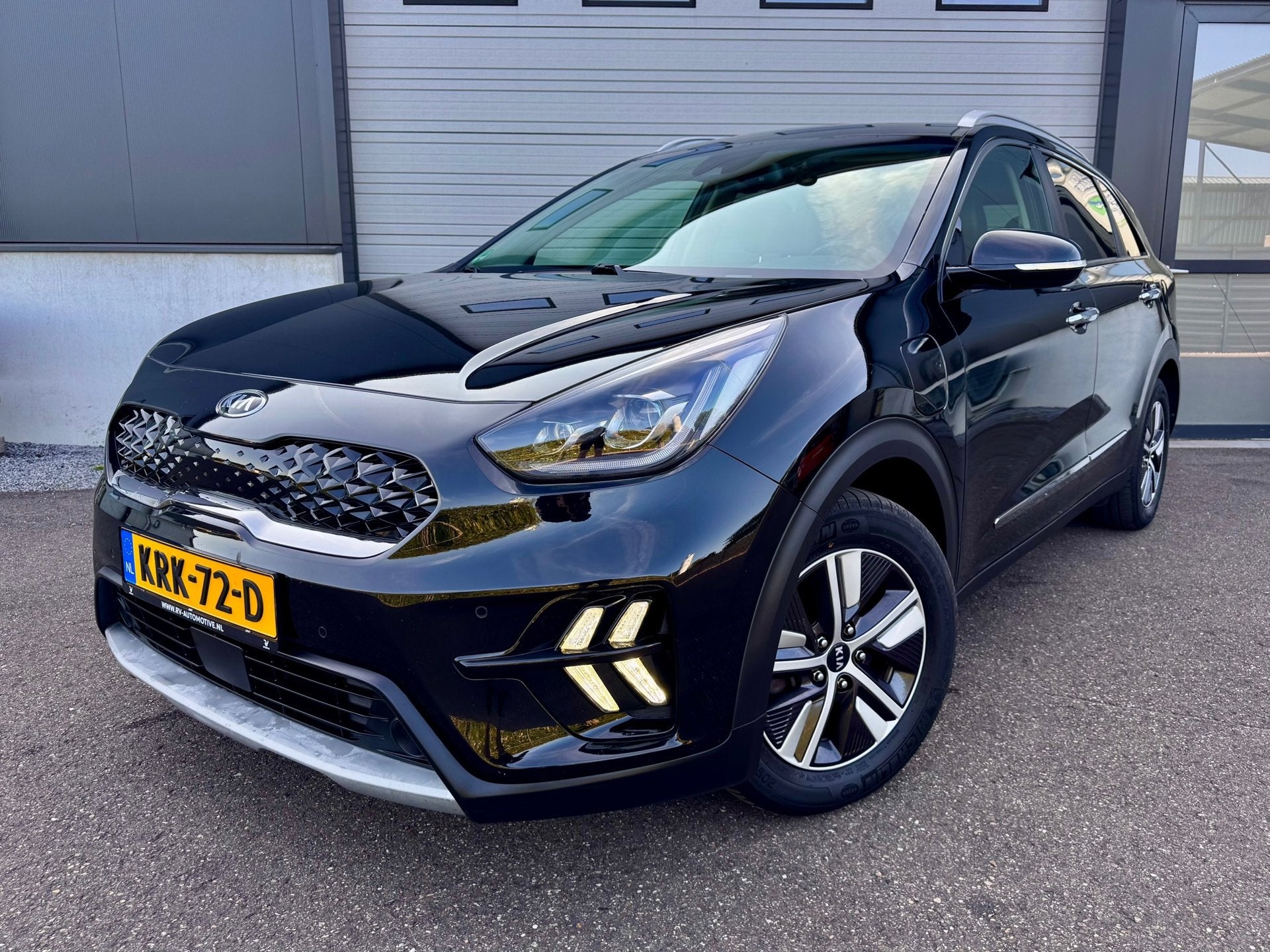 Kia NIRO 1.6 GDi PHEV ExecutiveLine / Apple Carplay / Leder, 8 kWh, Gebruikt, Zwart, Bedrijf