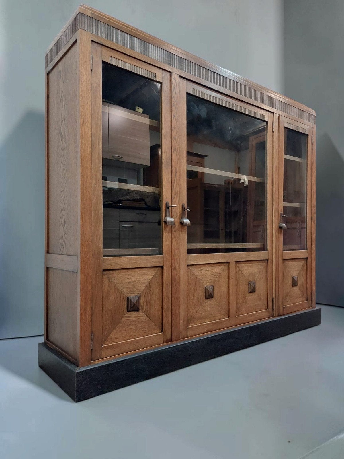Art Deco kast boekenkast Amsterdamse School kast