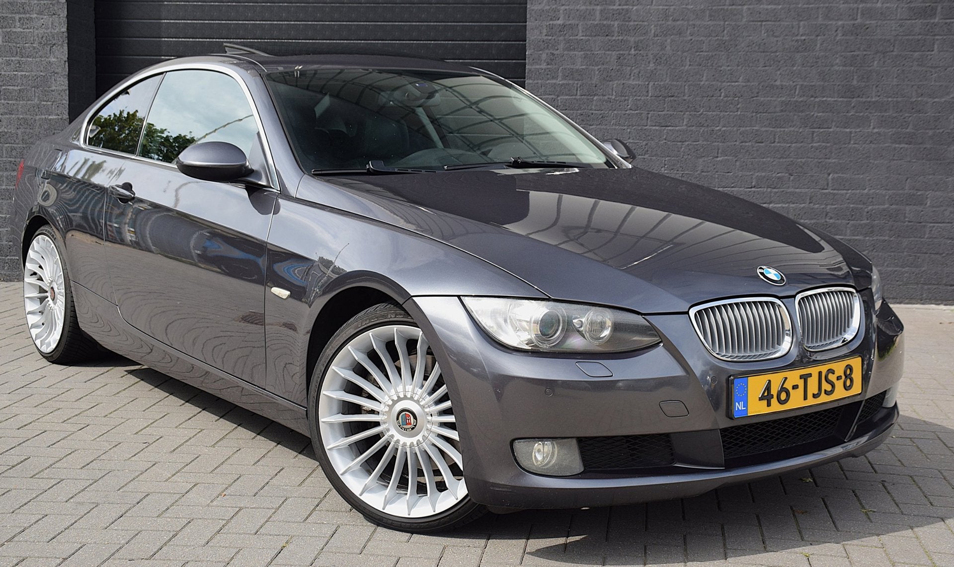 BMW 3-serie Coupé 325i High Executive*Leder*AUT*Carplay*19I, Auto's, Automaat, Achterwielaandrijving, Gebruikt, Zwart