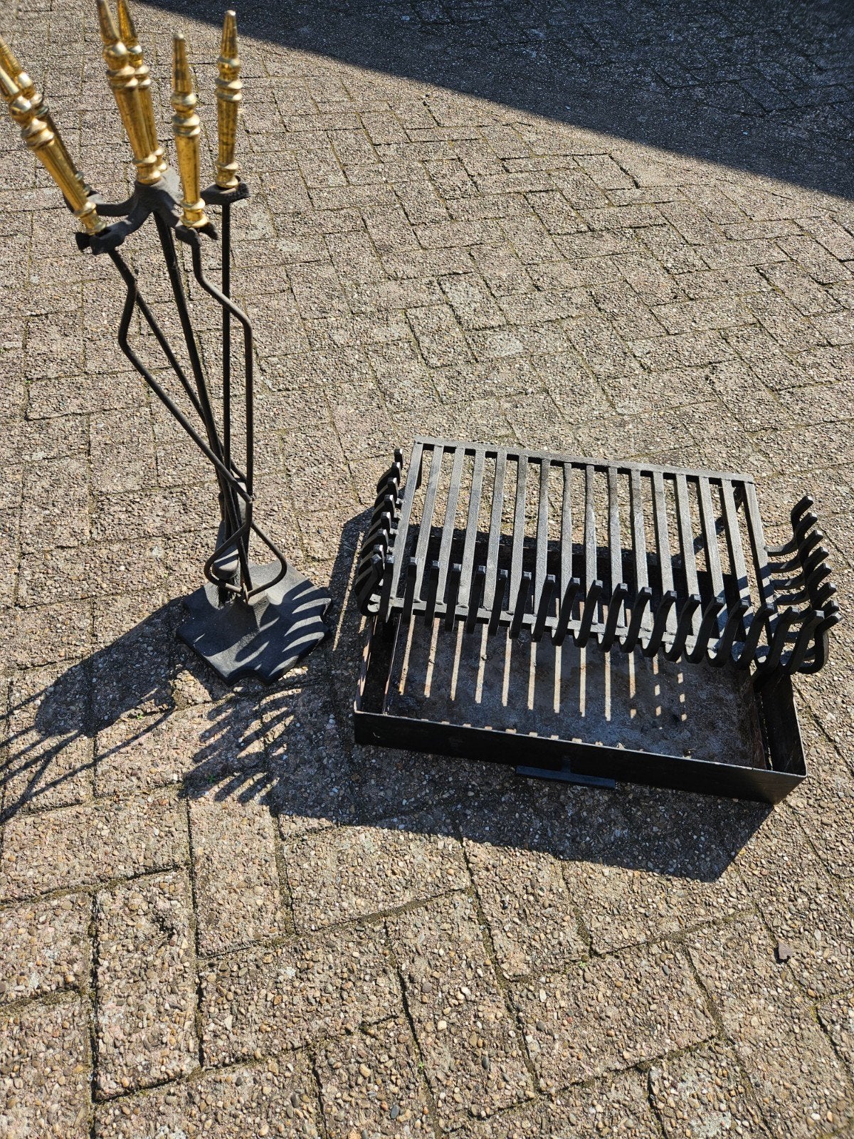 Haardrooster met as lade, spatscherm en haardset, Ophalen, Gebruikt, Vrijstaande haard, Houthaard
