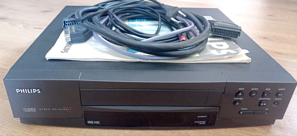 Philips VR 333/01 VHS HD Videorecorder Turbo Drive, Ophalen of Verzenden, Gebruikt, VHS-speler of -recorder