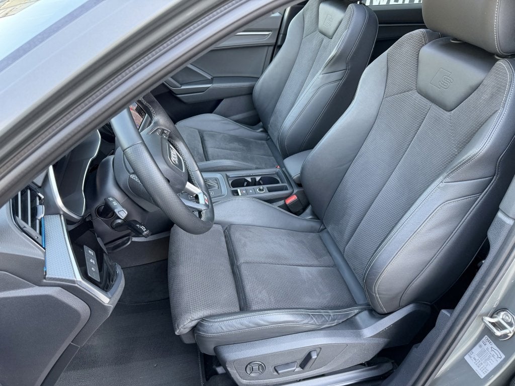 Audi Q3 Sportback 45 TFSI e 245 Pk S-Line Pano B&O Navi Keyl, Auto's, Automaat, Dealer onderhouden, Gebruikt, 4 cilinders