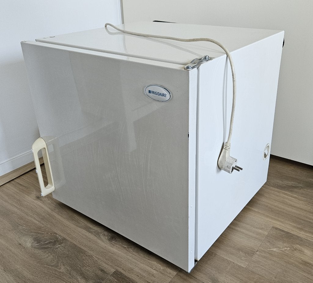 Compacte vriezer, gebruikt, Frigidaire FV-650, Gebruikt, Minder dan 85 cm, Minder dan 60 cm, Vrijstaand