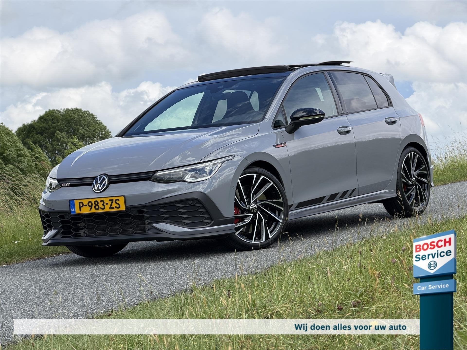 Volkswagen Golf 8 2.0 TSI GTI Clubsport 300PK / Pano / Nürb, Auto's, Automatische klimaatregeling, Gebruikt, Euro 6, 4 cilinders