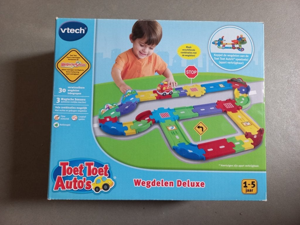 V-tech toet toet auto's wegdelen deluxe, Ophalen, Nieuw