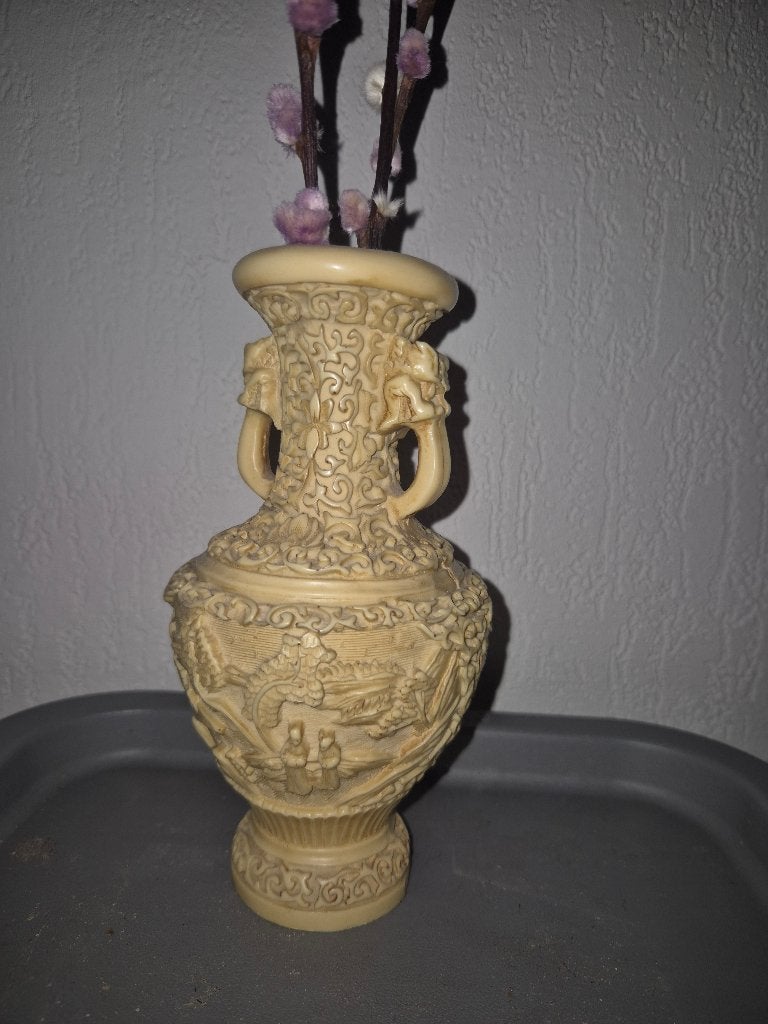 Antieke Chinese vaas met gedetailleerd reliëf - Ivoor, Antiek en Kunst, Ophalen of Verzenden