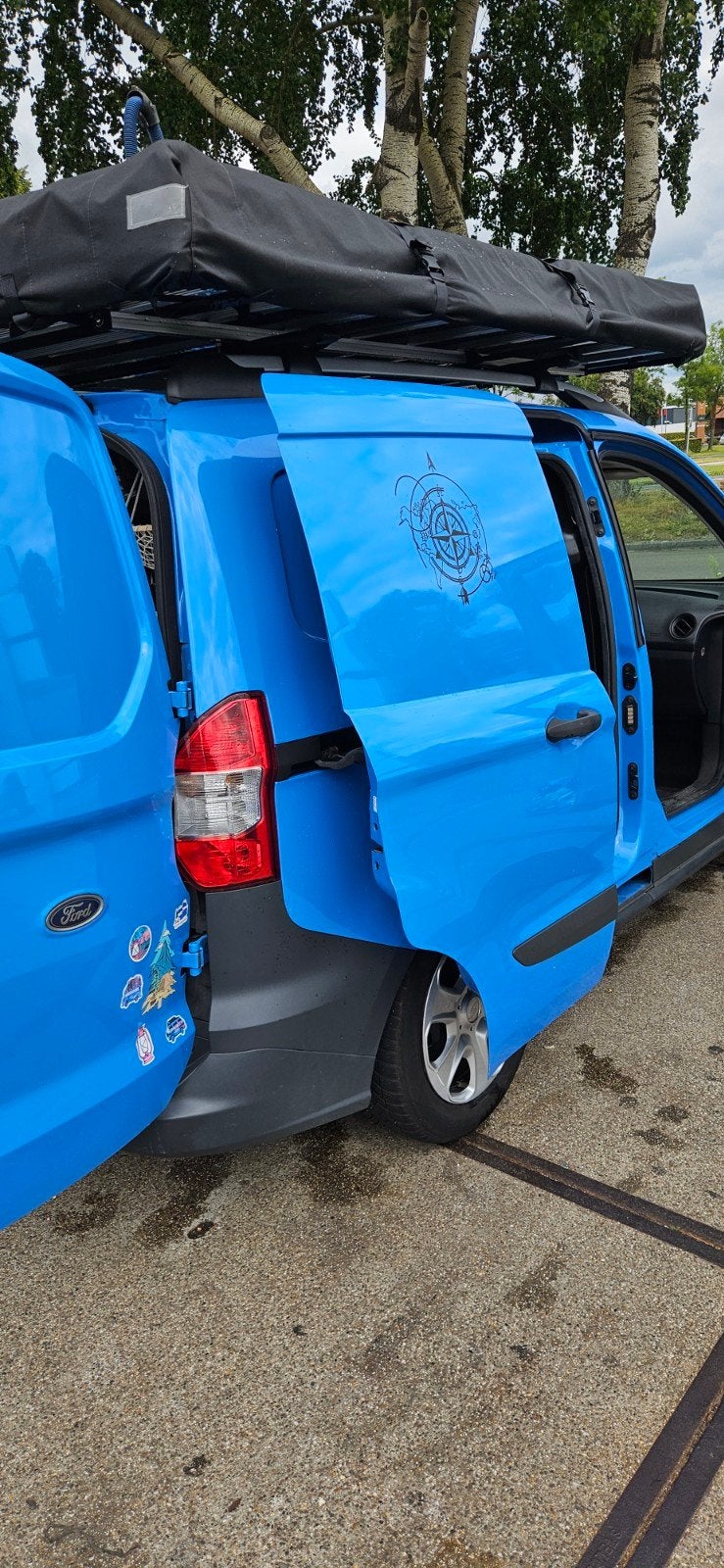 Foto 13 van Ford Transit Courier (2016) met slim keukenblok