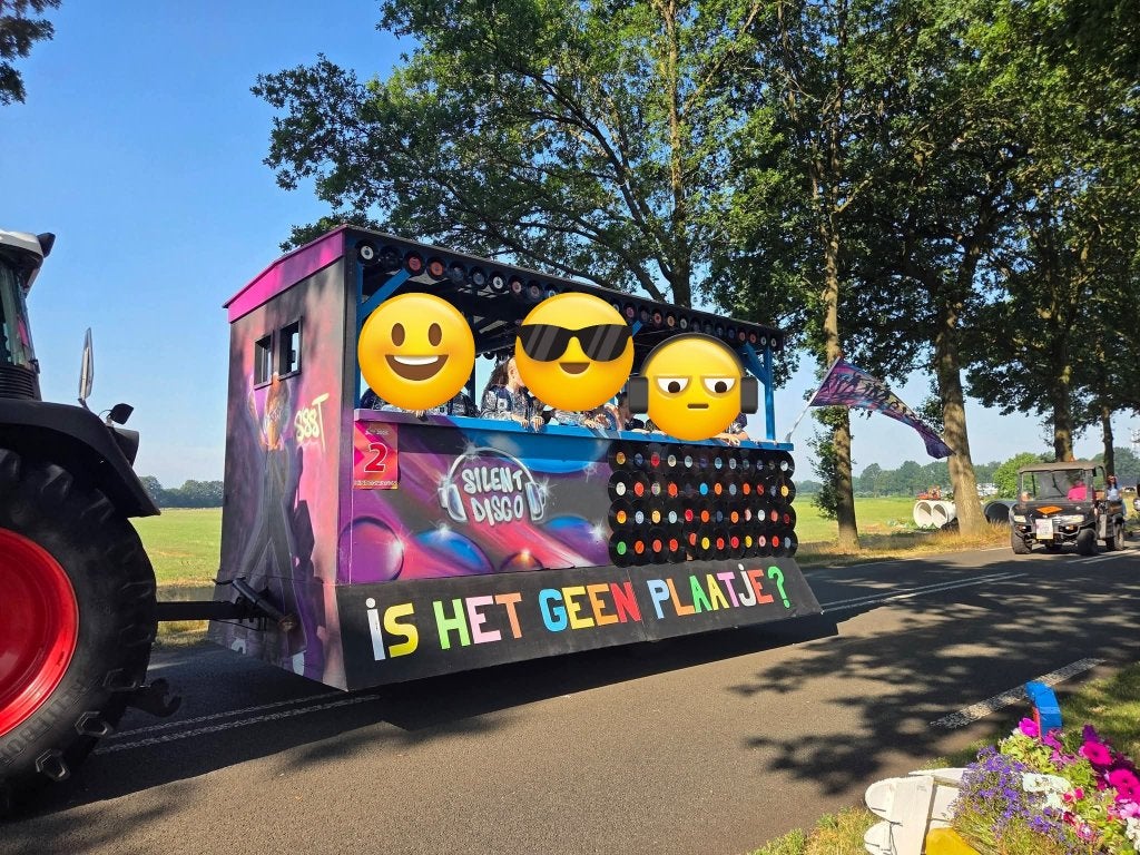 Praalwagen, Hobby en Vrije tijd, Ophalen, Zo goed als nieuw, Overige