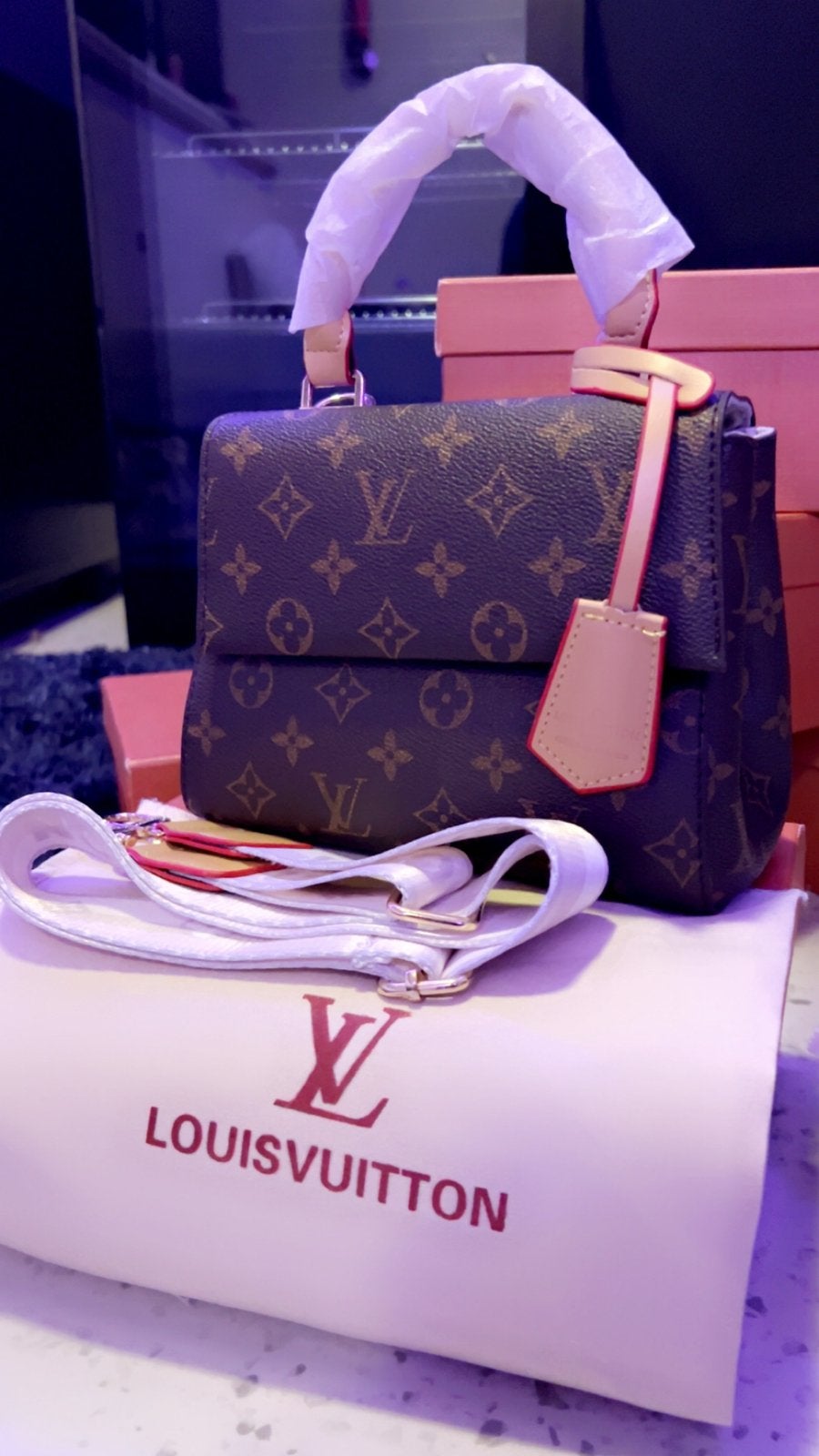 Louis Vuitton Cluny BB tas, Ophalen of Verzenden, Zo goed als nieuw, Bruin, Handtas