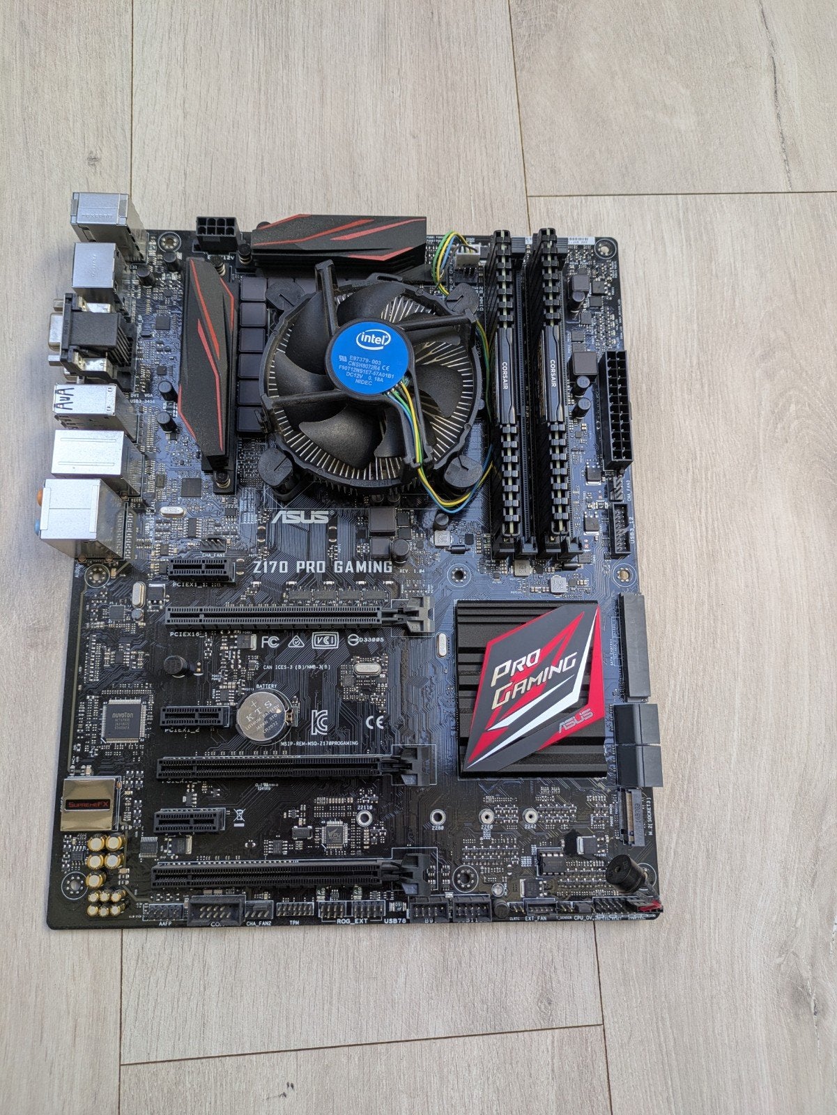 ASUS Z170 Pro Gaming Moederbord met i5-7600K en 16GB RAM, Computers en Software, Moederborden, Ophalen of Verzenden