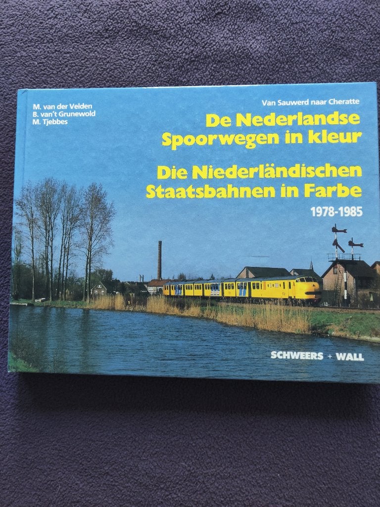 De Nederlandse spoorwegen in kleur, Ophalen of Verzenden, Zo goed als nieuw, Trein, Boek of Tijdschrift