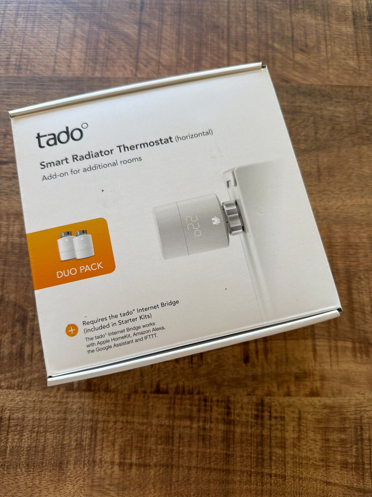 Tado Slimme Radiatorknoppen (8 stuks) met Gateway, Ophalen of Verzenden, Slimme thermostaat, Zo goed als nieuw