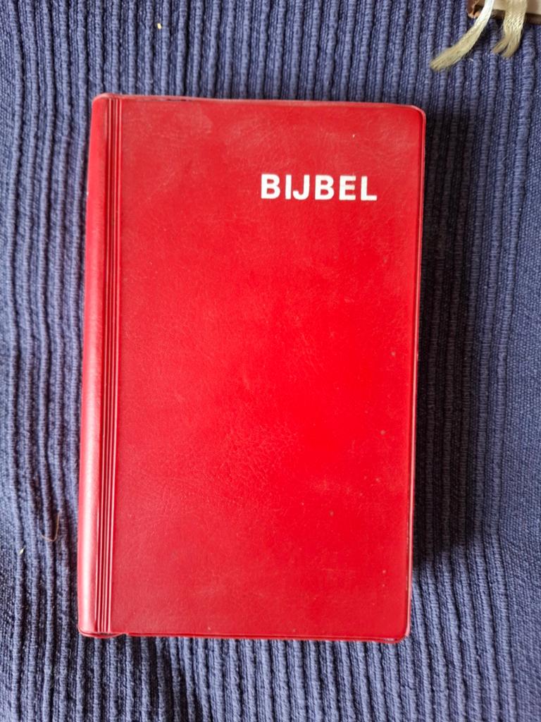 Bijbels, diverse uitgaven, Ophalen of Verzenden