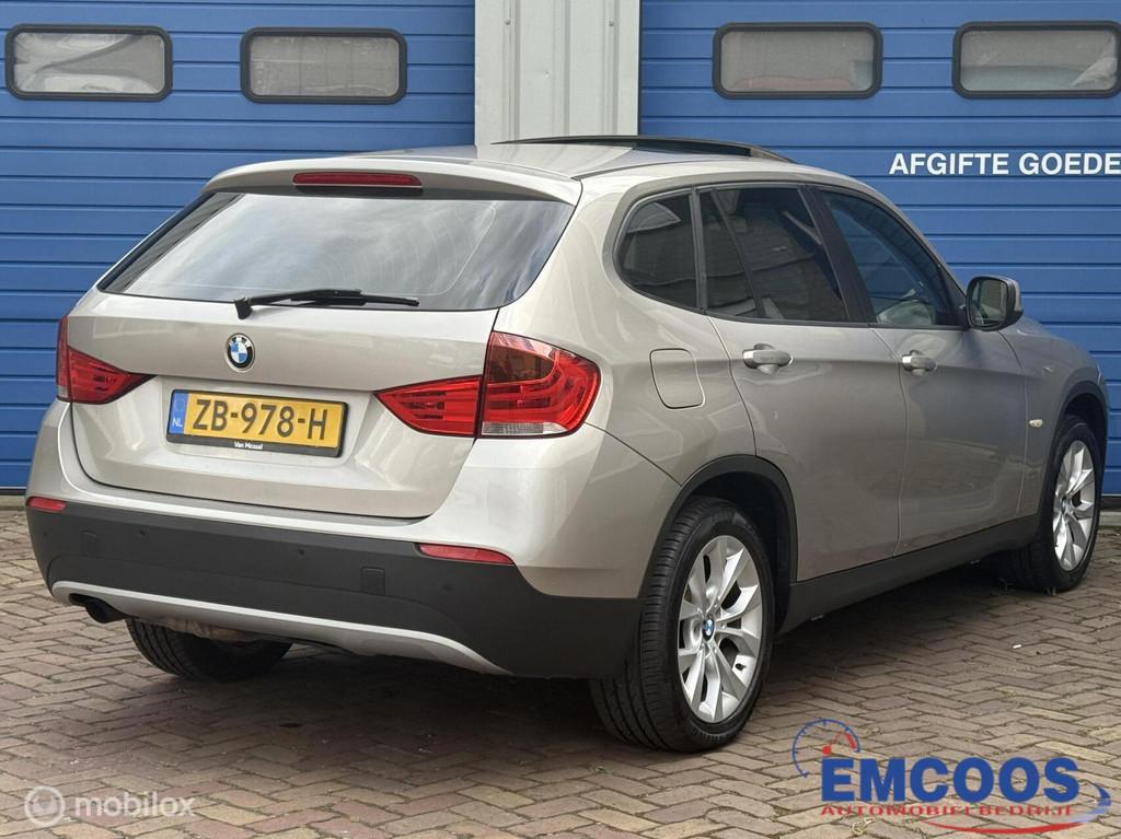 BMW X1 sDrive18i * Airco * Panoramadak * PDC V+ A *, X1, Euro 5, Achterwielaandrijving, 4 cilinders