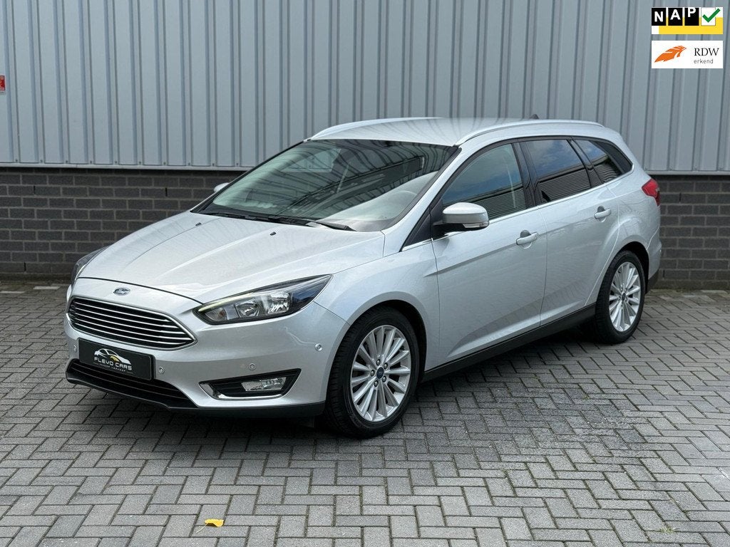 Ford Focus Wagon 1.0 Titanium |Navi|CruiseCtrl|Carplay|PDC|, Auto's, Ford, Gebruikt, Euro 6, Origineel Nederlands, Handgeschakeld