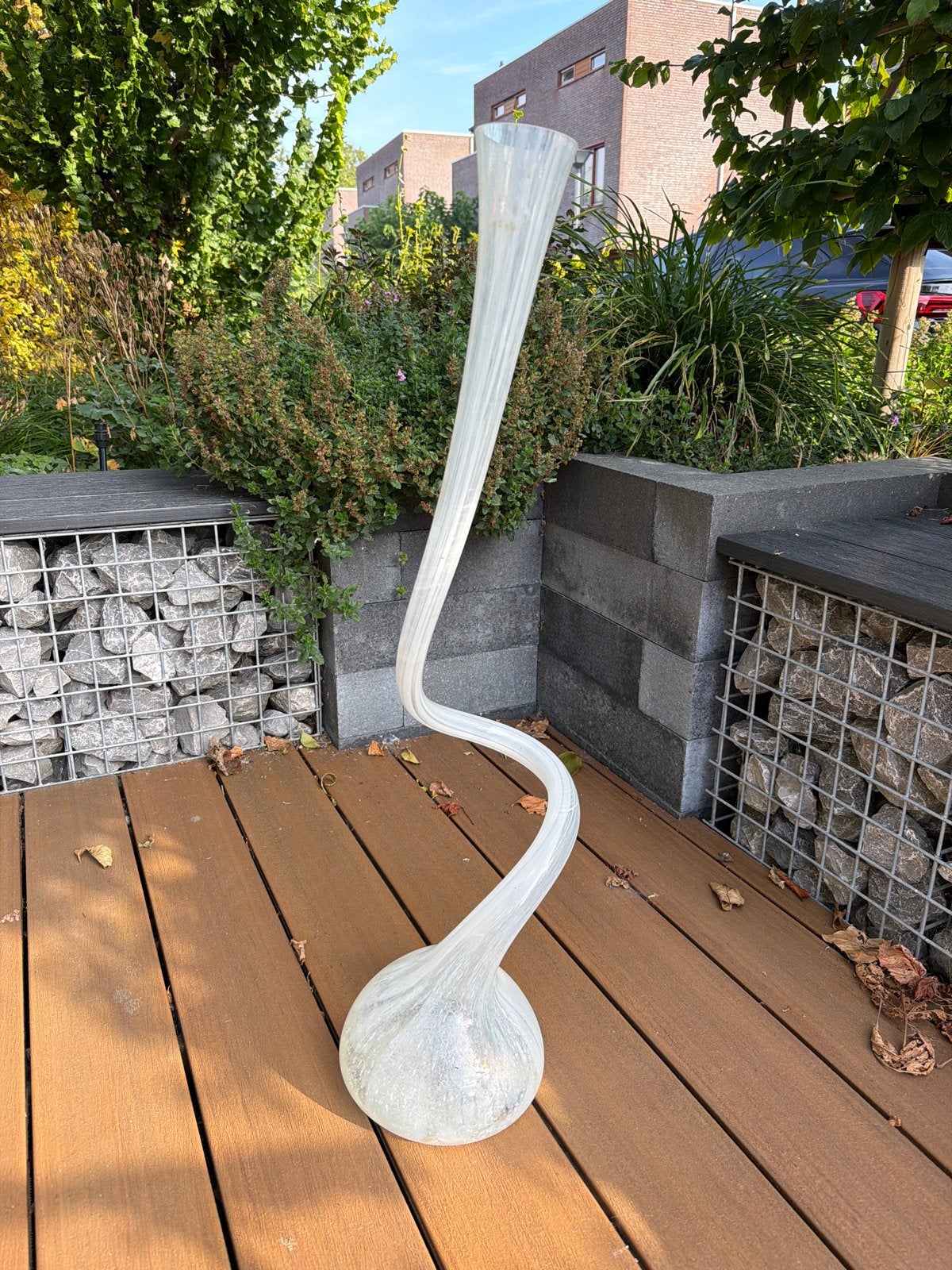 Unieke glazen vaas, 82 cm hoog, wit/transparant, Ophalen, Met patroon/structuur, Wit, Glas