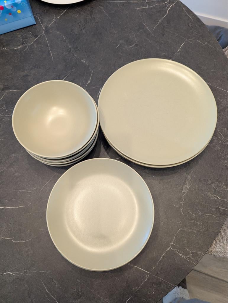 *Verkocht* Serviesset IKEA FÄRGKLAR - mat groen, goede staat, Ophalen, Zo goed als nieuw, Overige stijlen