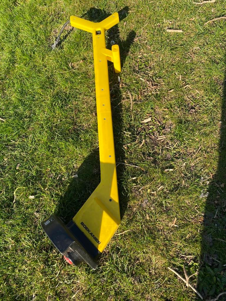 Boekanier 300 automatic elektrische grastrimmer, Ophalen of Verzenden, Gebruikt