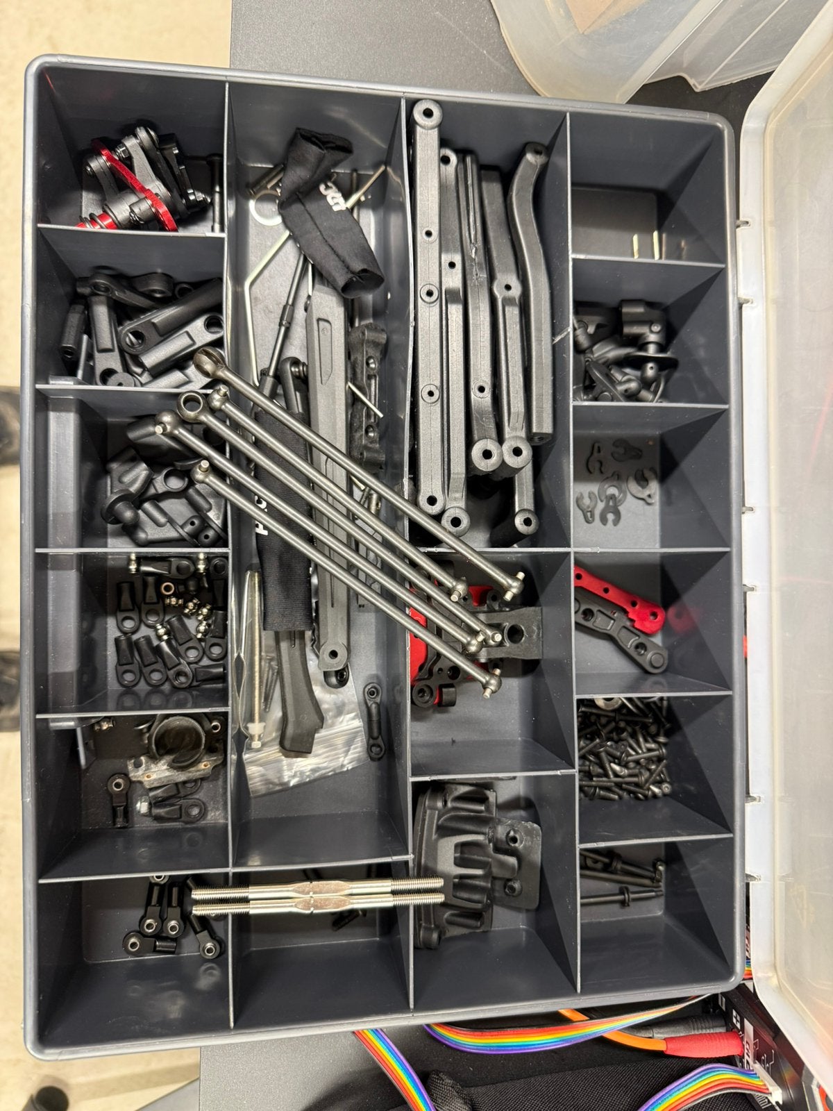 Assortment doos vol nieuwe Arrma kraton 6s onderdelen, Elektro, Auto offroad, Nieuw, Ophalen of Verzenden