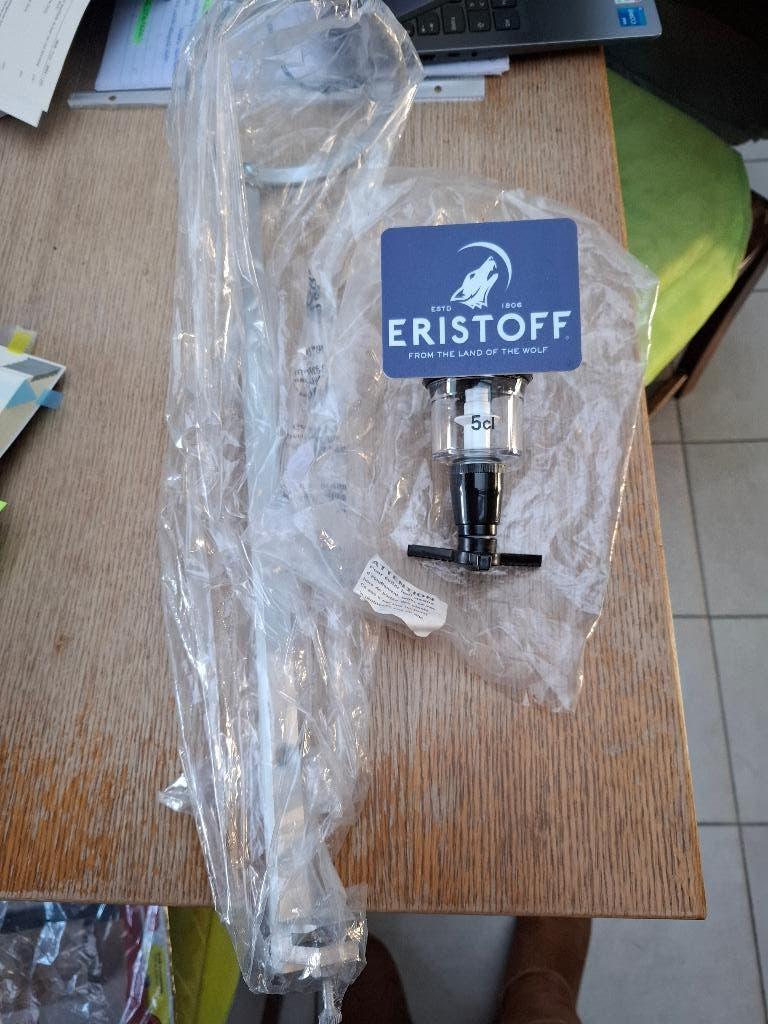 Eristoff vodka flessenhouder / dispenser met doseur nr 4, Verzamelen, Ophalen of Verzenden, Nieuw, Gebruiksvoorwerp