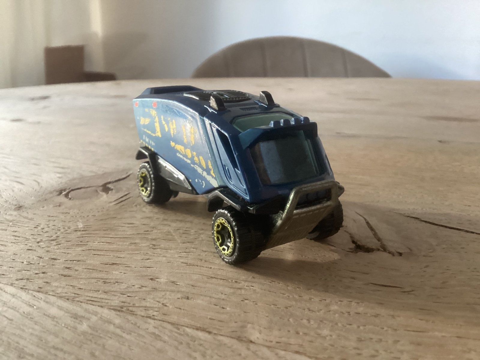 Hot Wheels SWAT Armored Truck 2007 Police Patrol, Ophalen of Verzenden, Zo goed als nieuw, Auto