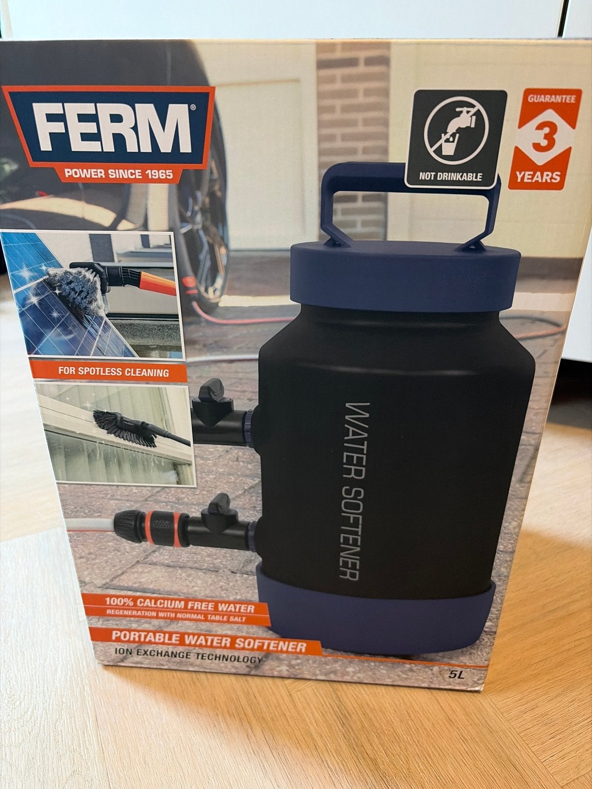 Nieuwe FERM Draagbare Waterontharder 5L - Ongebruikt, Ophalen, Nieuw, Waterontharder met zout