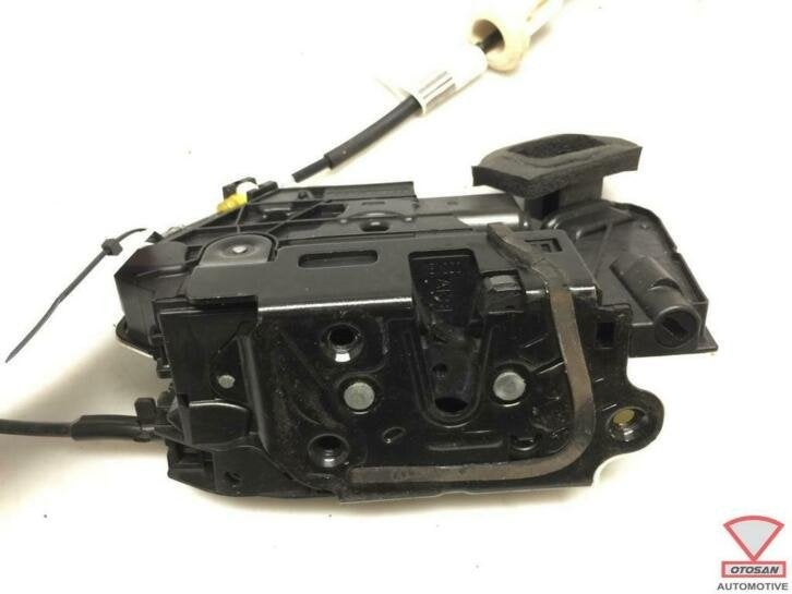vw polo golf vag portierslot deurslot rechts voor 5k1837015e, Gebruikt, Volkswagen, Volkswagen AG, Vw@volkswagen.de