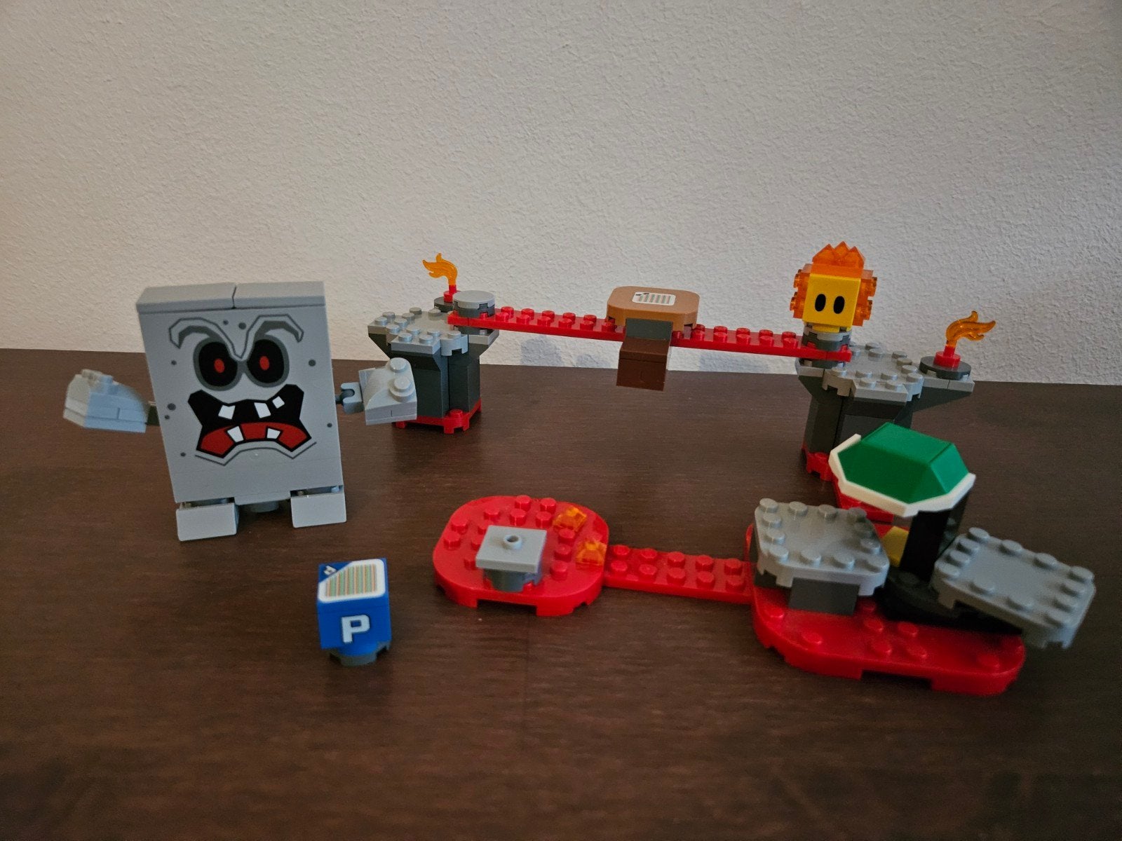 LEGO Super Mario Uitbreidingsset Whomps Lavafort - 71364, Ophalen of Verzenden, Zo goed als nieuw