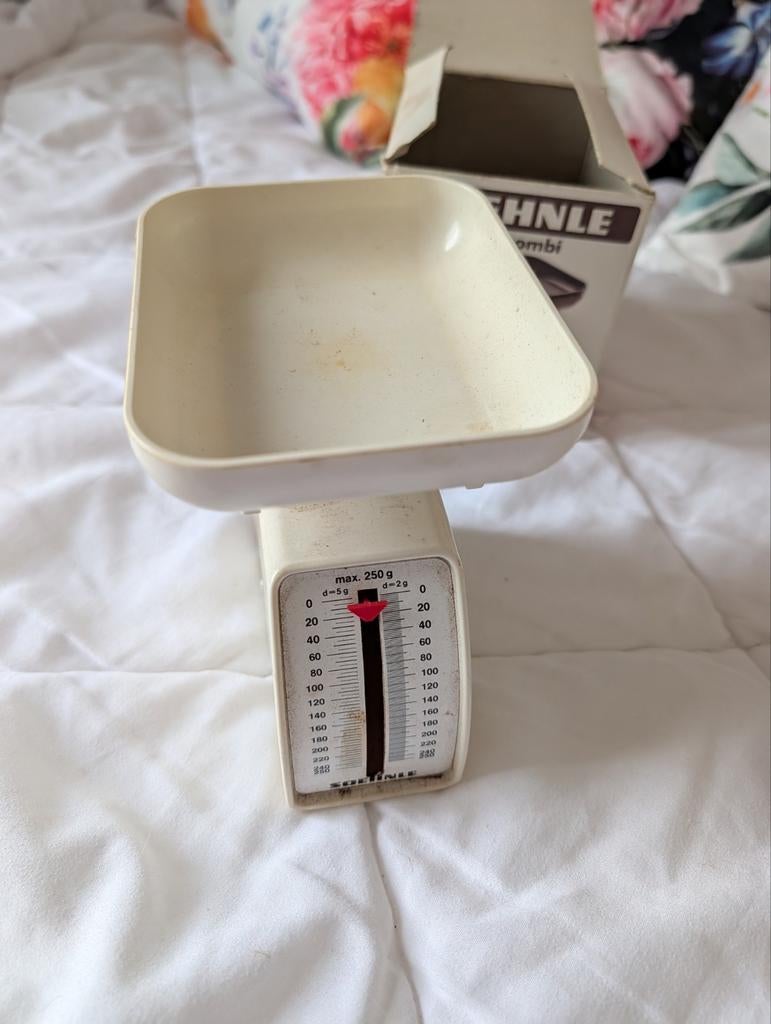 Vintage weegschaal, Ophalen of Verzenden, 500 gram of grover, Keukenweegschaal, Minder dan 10 kg