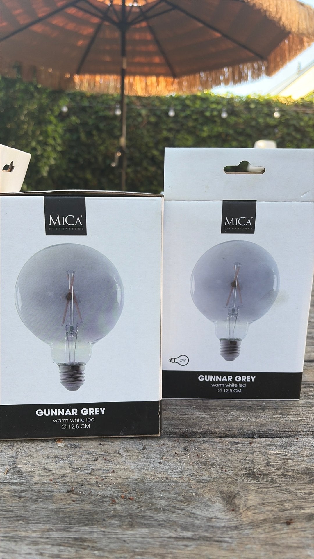 2x gunnar grey  lampen 12,5 cm, Ophalen of Verzenden, Zo goed als nieuw, E27 (groot), Led-lamp