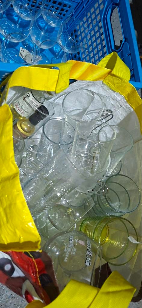 Diverse glazen: alles weg voor 10 euro!, Ophalen, Glas, Overige stijlen, Glas of Glazen