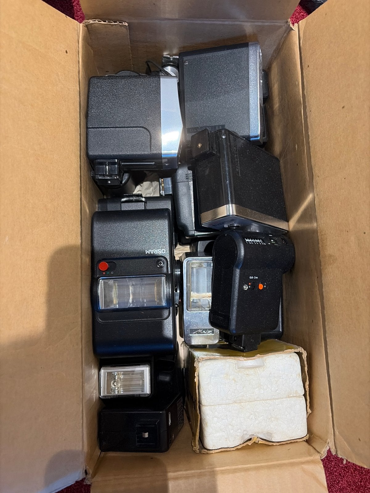 Doos vol flitsers voor analoge camera's, Ophalen of Verzenden, Gebruikt, Overige merken