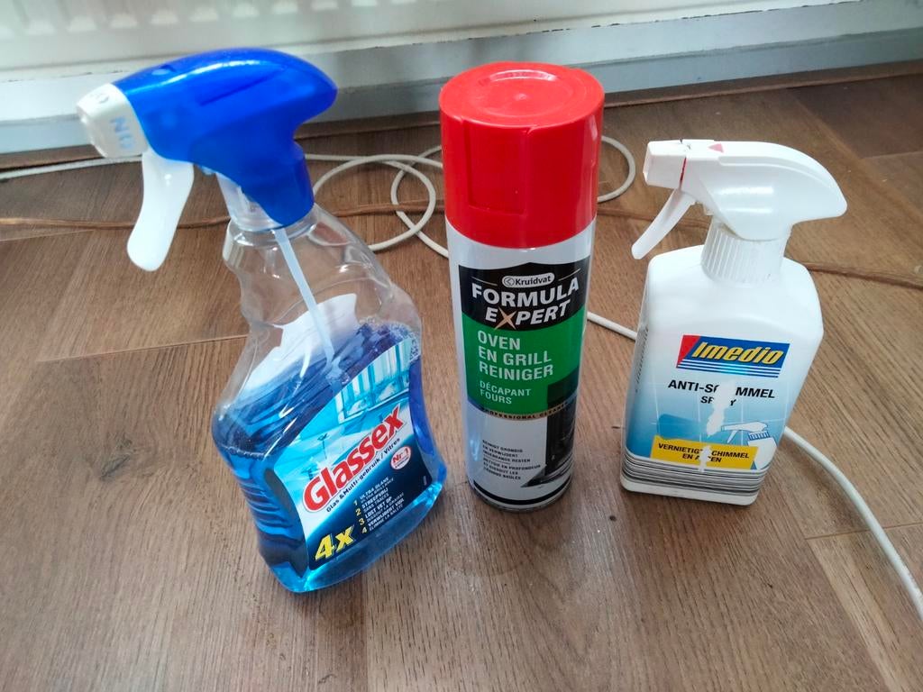 Schoonmaakartikelen, Ophalen