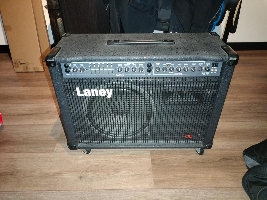 Laney versterker, Muziek en Instrumenten, Versterkers | Bas en Gitaar, Ophalen, Zo goed als nieuw, Gitaar, 100 watt of meer