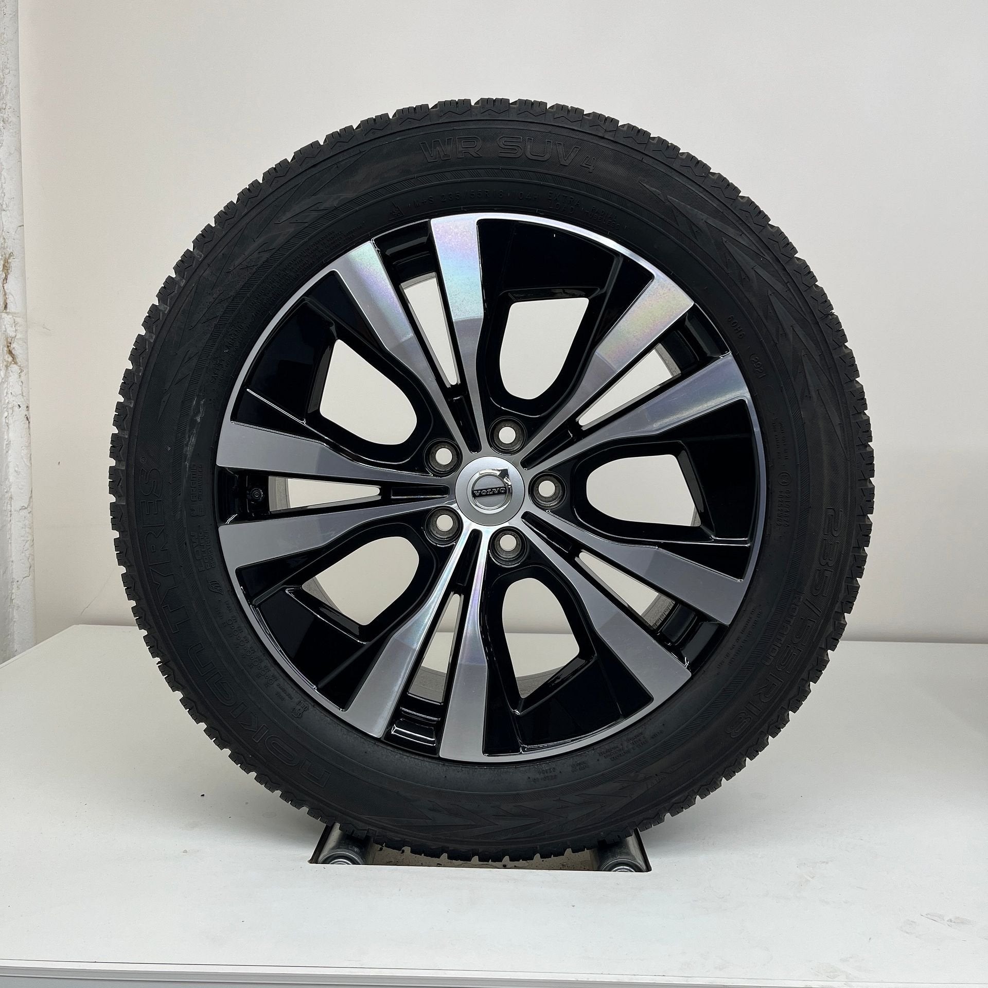 Volvo XC40 - 18 inch - winterbanden, 18 inch, Gebruikt, Banden en Velgen, 235 mm