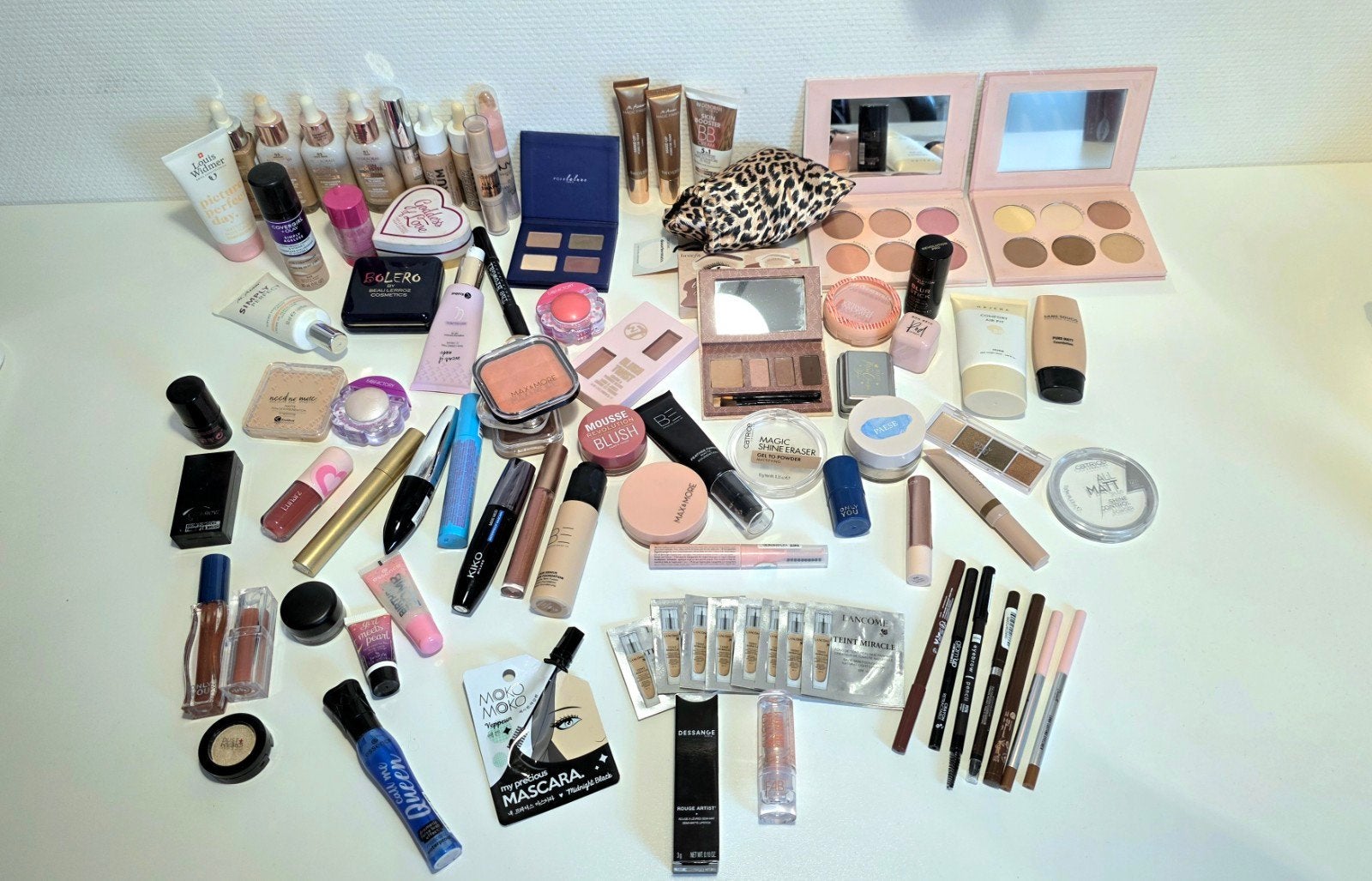 Groot Make-up Pakket - Diverse Merken en Producten, Sieraden, Tassen en Uiterlijk, Gebruikt, Overige kleuren, Gehele gezicht, Ophalen of Verzenden
